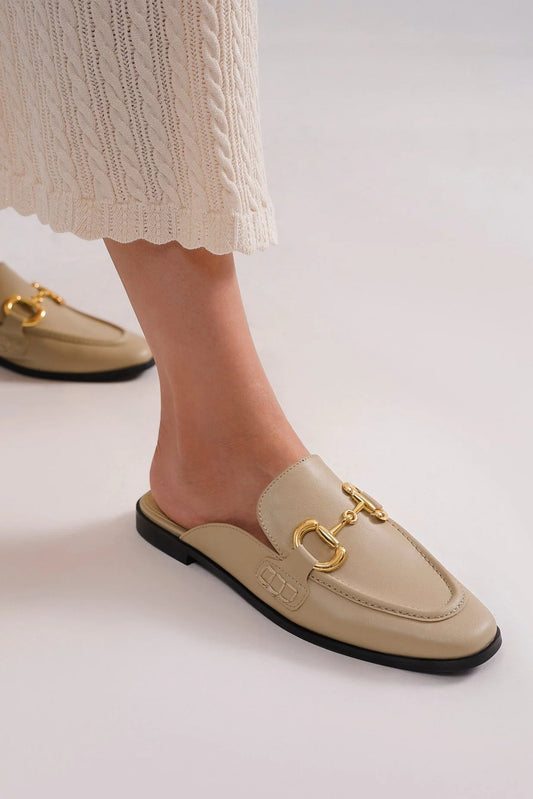 Beast Fashion Vivian-08 Women's Mule