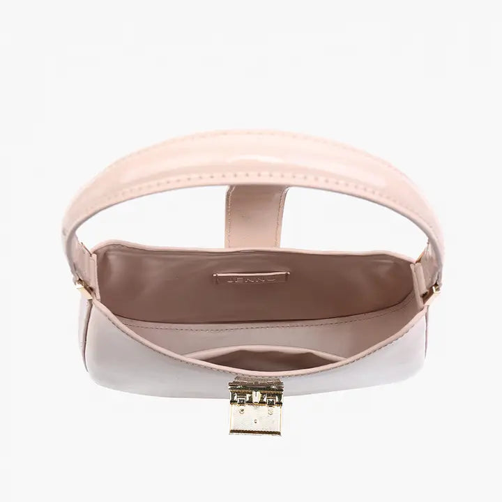 Malta Shaped Crossbody/Saddle Bag w/ Chain